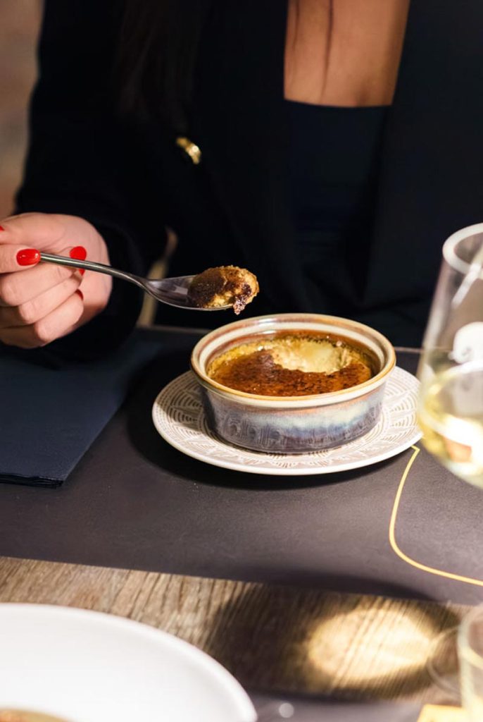 CRÈME BRULÉE Uzeta Bistrò Siciliano CRÈME BRULÉE